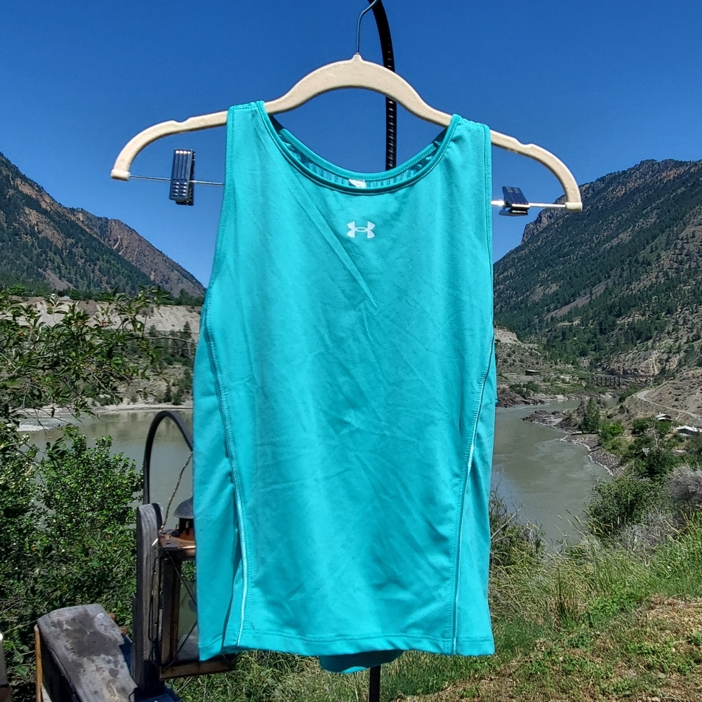 Under Armour Tank - size medium